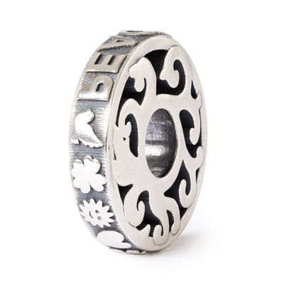 Set collier en cuir PEACE avec 2 beads (inclut un don à la Croix-Rouge)
